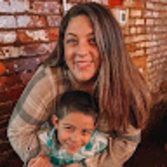 Meet your Posher, Sarahlaine - Picture 1 of 1